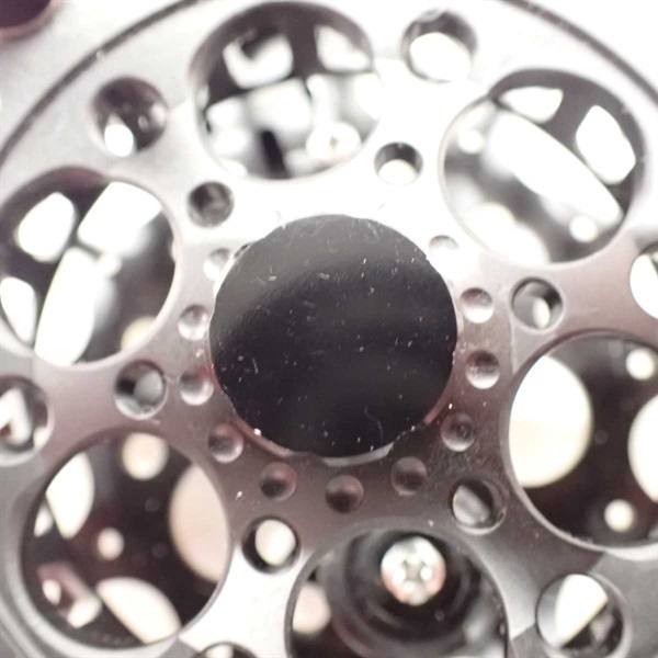 インヴィクタ クロダイ ＭＢリミテッド８５